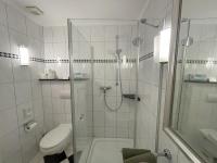 Kleines Doppelzimmer unterm Dach