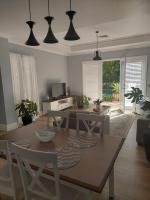 Pool House - Ferienwohnung