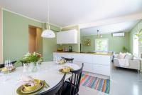 Finnish Heritage Villa, Outdoor Sauna & Hot Tub - B&B
