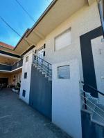 Lovely Apartment with terrace/Divan apartman sa terasom - Chambres d’hôtes