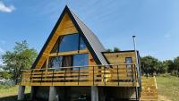 A-Frame Cabin with Private Hot Tub & Mountain View - Ideal for Families - B&B Șelari