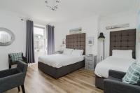 Triple Room with Shower