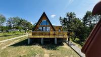IezerVenture Cabins - ChiangMai - B&B Șelari