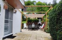 YALET Ferienhaus 2 appartementen vlakbij Willingen - B&B Brilon-Wald
