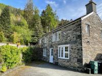 Cosy 2 Bedroom Cottage in Betws y Coed, Snowdonia - B&B