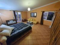 Familiensuite mit Balkon