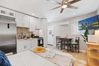 Endless Summer Beach Studio- In The Heart of OB - B&B