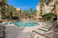 The Costal, stunning water view apartment at Aventura Yacht Club, Miami Florida! - Chambres d'hôtes Sun Swept Isles