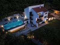 Villa Principium with Infinity Edge Pool&Hot Tub - B&B Kotor