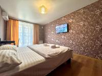 ApartPoltava Затишна квартира в новобудові, панорамний балкон, банківський чек - Chambres d'hôtes Poltava