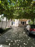 One-Bedroom Apartment with Balcony