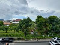 2 bedroom Mountain view cozy family flat - B&B Chiang Mai