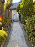 15 On Palm East - B&B