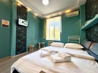 ApartPoltava, Однокімнатні апартаменти з КУТОВОЮ ВАННОЮ, біля Краєзнавчого музею, АРТ кафе Кавун - Chambres d'hôtes Poltava