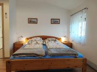 R&R Vendégház Balatonkenese - B&B Balatonkenese