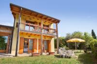 Casa Flora-Grande appartamento a Garda - Chambres d’hôtes Garda