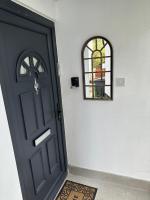 Bespoke Gallery guesthouse - B&B Hendon