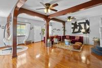 7BR 7BA Big House 1 block from Tropicana and Beach - B&B