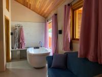 Suite with Hot Tub