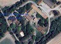 Gîte les Mercieres la Villa, au coeur de l'Occitanie et du pays Cathare, maison de campagne laurag-aise, grands espaces, oasis de nature, convivialité, détente, 6 Chambres piscine chauffée, terrain de pétanque, Wifi, piano, billard, cheminée pour l'hiver - Chambres d'hôtes Pexiora