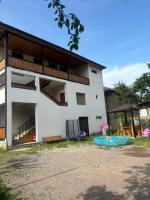 taisya guest house - B&B
