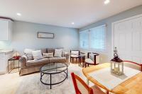 Immaculate Beach Condo - B&B Dennis Port