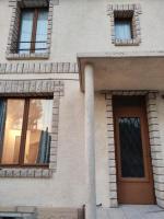 Appartement F2 ou F3 meublés à 2 stations de l'aéroport Charles de Gaulles - Ferienwohnung
