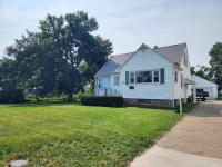 Peoria Bradley Cozy Vacation Large Group Home with Kitchen View - Bed and Breakfast
