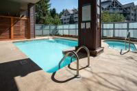 Olympic Plaza Views with Pool and Hot Tub by Harmony Whistler - Ferienwohnung