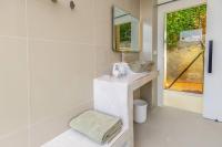 Mountain Skyline Glass House V1 Doi Sakad, Nan - Bed and Breakfast Ban Sakat Nua