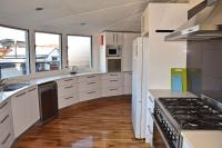 Wally's Folly - Bring your own linen. - B&B South West Rocks