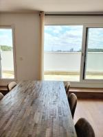 Penthouse vue Tour Eiffel, près Château Versailles - B&B Sèvres