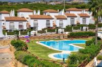 Marbella Luxury Home with Games Room & Sea Views - B&B