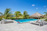 Villa Mistral - Luxurious 5 Bedrooms, Clean, New And Child-friendly That Is 5min Drive From The Beac - Chambres d'hôtes Jan Thiel