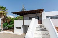 4BR Yaiza Relax House - Terrace & Mountain - B&B