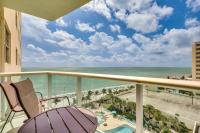 Hollywood Condo with Beach Access - Walk to Shore! - Ferienwohnung