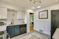 St Louis Home < 1 Mi to Forest Park! - Chambres d'hôtes Benton