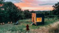 La Voie Romaine by Tiny Away - B&B
