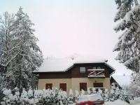 Apartment mit Balkon