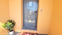 Big house with pool - 5 min walk to beach - B&B