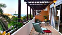 Amarilla Golf Penthouse by VV Canary Ocean Homes - B&B San Miguel De Abona