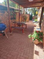The Big Tree selfcatering accommodation - B&B