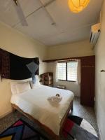 Queen Room with Shared Bathroom