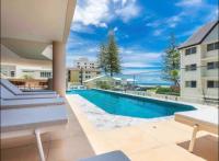 Three Bedroom Beachfront Apartment - B&B Gold Coast