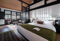 Queen Room with Garden View