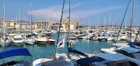 Vue sur Port Frejus pour ce T2-3 Cap Hermes, 6 cou - Chambres d’hôtes Fréjus