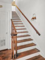 Simply Get-A-Waco- HOT TUB, Sleeps 10, 5-min Walk to Silos & Downtown Waco - B&B Waco