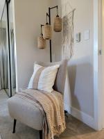 San Diego Oasis with Hot Tub, Gym, Outdoor Theater, Yard, 10 Min From Downtown - Chambres d'hôtes San Diego