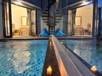 Enjoy Sunset 2BR with Private Pool in Villa Jturi Nusa Dua - Chambres d'hôtes Nusa Dua
