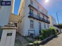 Luxury Ensuite Apartment with Balcony Free Parking - B&B